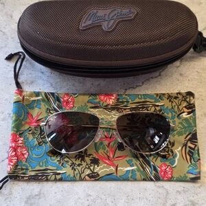 Maui Jim Aviator Sunglasses - Silver Frame